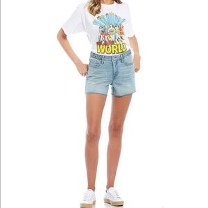 NWOT Frayed High Rise Denim Short Frayed Hem Light Wash Zip Up